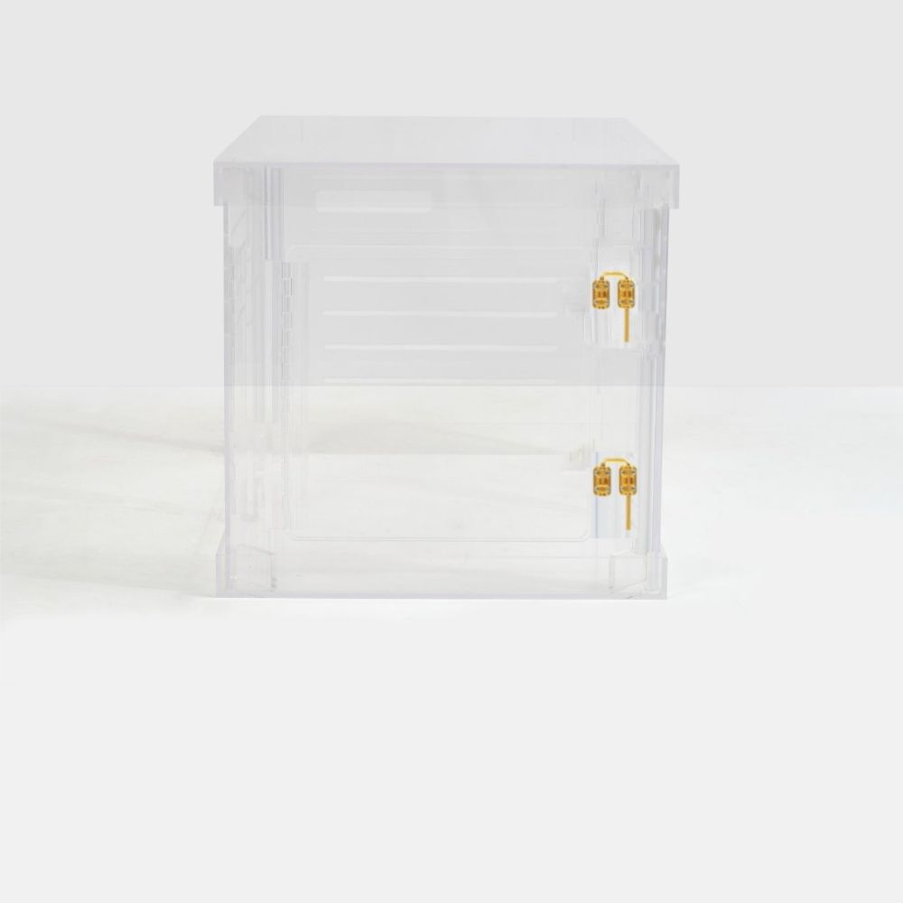 https://puppyfeverpro.com/cdn/shop/files/Hiddin-Clear-Dog-Crate-To-Gate-Small-Dog-Crate-Brass.jpg?v=1701146878